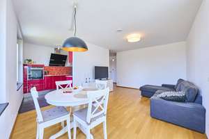 Stilvolle 4-Zimmer-Wohnung mit Loggia  – hell & hochwertig – Die vollständige Adresse der Immobilie erhältst du vom Anbieter., 81379 Thalkirchen, München – Vorschaubild 3