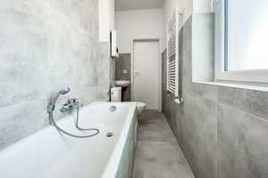 2,5 Zimmer –  renoviert – zentrale Lage – lichtdurchflutet – Nordring 61, 44787 Bochum – Vorschaubild 7