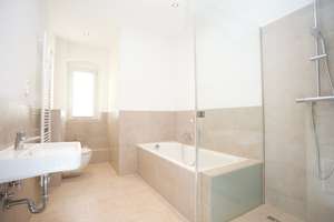 Freie Wohnung 3Zi Küche W-Duschbad, gr. Balkon Parkett – Die vollständige Adresse der Immobilie erhältst du vom Anbieter., 14052 Westend, Berlin – Vorschaubild 6