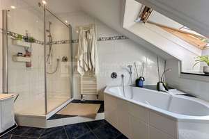 Freiwerdend! Traumhafte Wohnung mit Balkon und 2 Stellplätzen! – Die vollständige Adresse der Immobilie erhältst du vom Anbieter., 53179 Rüngsdorf, Bonn – Vorschaubild 9