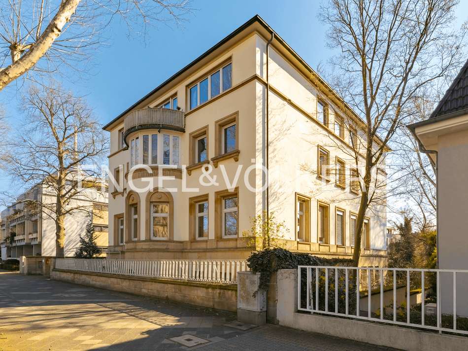 Klassische Altbauarchitektu...