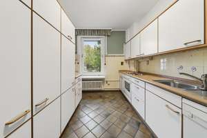 Ansprechendes & solides Ein- bis Zweifamilienhaus auf einem Eckgrundstück in bester Lage – Die vollständige Adresse der Immobilie erhältst du vom Anbieter., 30559 Kirchrode, Hannover – Vorschaubild 8