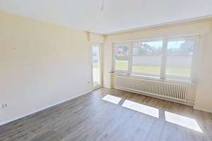 Komfortabel im Erdgeschoss: Helle 3-Zimmer-Wohnung mit Tageslichtbad (Wanne + Dusche)