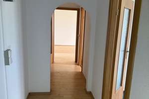 *** Hoch hinaus – Raum, Licht & ein Balkon der sich lohnt! *** – Die vollständige Adresse der Immobilie erhältst du vom Anbieter., 2785 Olbersdorf – Vorschaubild 4