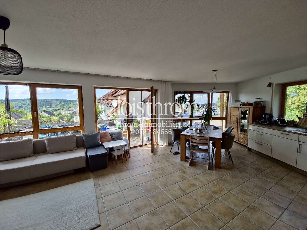 Immobilie in Remchingen - FREISTEHENDES 4-FAMILIENHAUS IN HANGLAGE - Bild 3