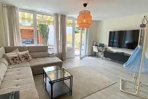 Modernes Zweifamilienhaus mit Pool und Garten – Wiesbaden – Vorschaubild 5