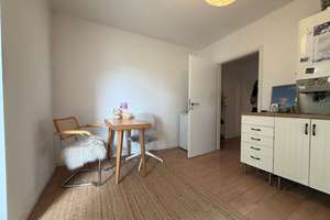 Renovierte 2-Zimmer Wohnung mit Balkon und 55m² im Herzen von Kalk, ab 01.08.26 – Johann-Mayer-Straße 10, 51105 Kalk (Ortsteil), Köln – Vorschaubild 2
