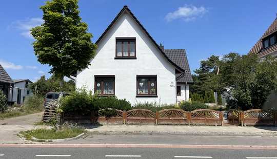 Bild von *Achtung Preisreduktion!*
Große, gepflegte Doppelhaushälfte mit Stellplatz in Bremen-Blumenthal