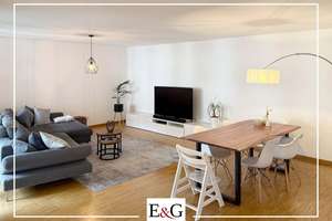 - Wohnen im Herzen von Stuttgart - Großzügige, moderne 3-Zimmer-Wohnung