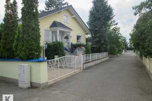 Elegantes Einfamilienhaus mit gepflegtem Garten und stilvoller Architektur – Bad Dürkheim (Kreis) – Vorschaubild 3