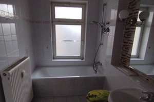 Großzügige 2-Zimmer mit Laminat und Wannenbad in sehr guter Lage – Kochstraße 27, 9116 Altendorf, Chemnitz – Vorschaubild 3