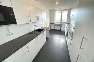 Exclusive 5-Zimmer Wohnung auf 200 m² mit großzügiger Terrasse, Einbauküche & Ankleidezimmer! – Angerburger Allee 47, 14055 Westend, Berlin – Vorschaubild 13