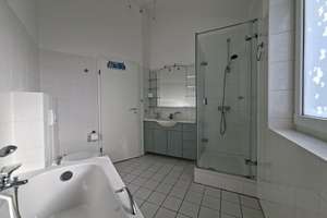 Lichtdurchflutetes Penthouse in Bad Wilhelmshöhe – Mecklenburger Straße 11, 34131 Bad Wilhelmshöhe, Kassel – Vorschaubild 11
