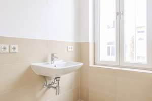 Lichtdurchflutete Etagenwohnung mit offenem Grundriss & modernem Wohlfühlbad – einziehen & genießen – Frankenstraße 8, 65183 Westend / Bleichstraße, Wiesbaden – Vorschaubild 6
