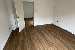 Renovierte  Wohnung in Wuppertal Barmen im Grünen mit Stellplatz – Futterstrasse 10, 42287 Barmen, Wuppertal – Vorschaubild 4