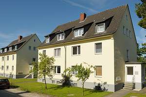 2-Zimmer Wohnung mit großzügiger Küche in gepflegter Grünanlage – Am Rohrwerk 75, 33647 Brackwede, Bielefeld – Vorschaubild 1