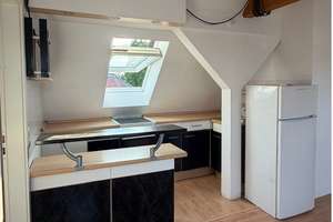 Charmante und helle 2,5-Zimmer-Dachgeschosswohnung in Augsburg-Göggingen – Felsensteinstraße 11, 86199 Göggingen-Süd, Augsburg – Vorschaubild 2