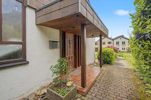 Familienidylle mit Einliegerwohnung & großem Garten in bevorzugter Wohnlage – Die vollständige Adresse der Immobilie erhältst du vom Anbieter., 76571 Gaggenau – Vorschaubild 7