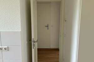 Gemütliche Wohnung in guter Lage  – Die vollständige Adresse der Immobilie erhältst du vom Anbieter., 45136 Bergerhausen, Essen – Vorschaubild 2
