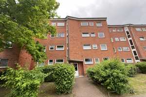 3 Zimmer-Wohnung mit Balkon und modernisiertem Wannenbad – Mozartstr. 9, 23556 Lübeck – Vorschaubild 1