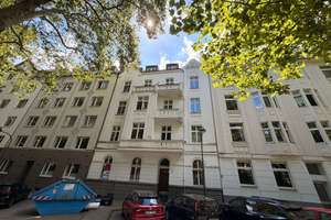 Charmante Altbauwohnung mit Balkon und Gartenblick im Herzen von Düsseldorf – 40223 Bilk, Düsseldorf – Vorschaubild 15