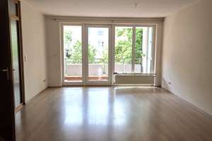 Helle 2 Zimmer-Wohnung mit Balkon in ausgezeichneter Lage 
