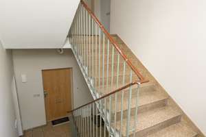 Bezugsfreie und frisch sanierte 3-Zimmer-Wohnung mit Balkon – Regensburger Straße 10a, 10777 Wilmersdorf, Berlin – Vorschaubild 9