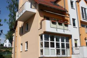 bezugsfreie 2-Zimmer-Wohnung mit Balkon und Stellplatz