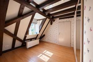 Wohnen über den Weinbergen – Exklusive Architektur trifft auf außergewöhnlichen Ausblick in Hochheim – Die vollständige Adresse der Immobilie erhältst du vom Anbieter., 65239 Hochheim am Main – Vorschaubild 14