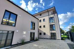 +++NU-Burlafingen, 
3-Zi.-Penthouse, 
137,09 m² Wfl.,  
Aufzug in die Wohnung, 
Küche, 2 TG-Stpl – Die vollständige Adresse der Immobilie erhältst du vom Anbieter., 89233 Neu-Ulm – Vorschaubild 3