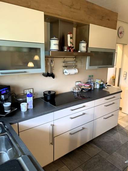 Immobilie in Elsfleth - Großes Einfamilienhaus mit Einliegerwohnung - Bild 0