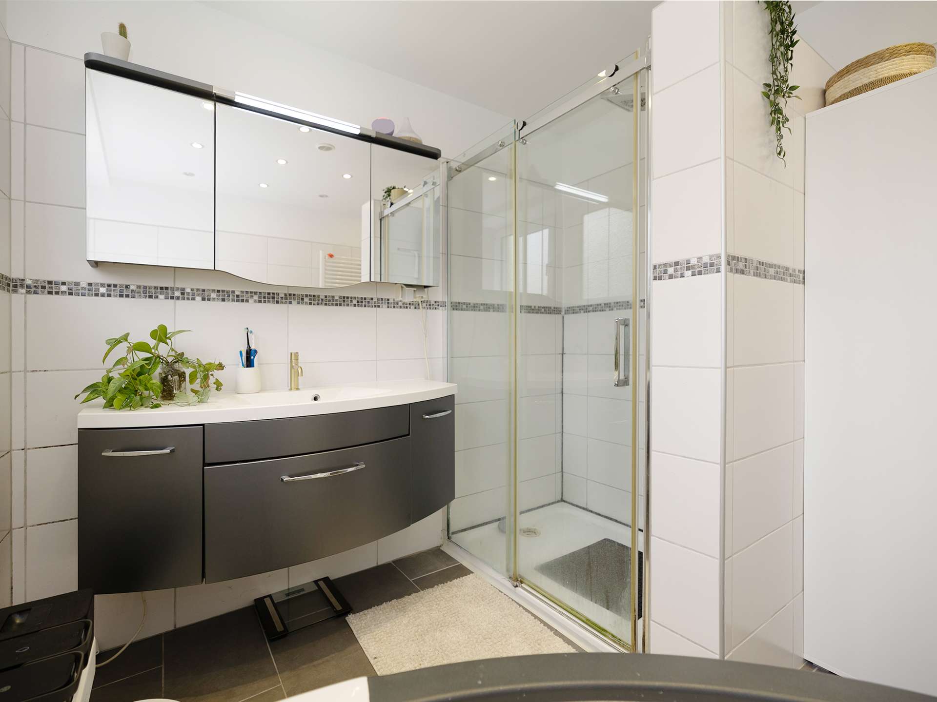 Immobilie in Schieder-Schwalenberg - Kapitalanlage mit Potential in Schieder-Schwalenberg – Ideal für Einstieg oder Bestandserweiterung - Bild 0