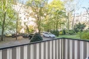 2-Zimmer-Wohnung mit 2 Balkonen nahe Kurfürstendamm – Die vollständige Adresse der Immobilie erhältst du vom Anbieter., 10777 Wilmersdorf, Berlin – Vorschaubild 4