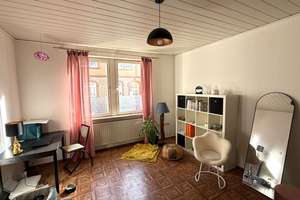 KA-Durlach! Zentral gelegenes Dreifamilienhaus mit ausgebautem DG, Balkonen und Garten – Die vollständige Adresse der Immobilie erhältst du vom Anbieter., 76227 Durlach, Karlsruhe – Vorschaubild 6