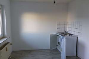 Charmantes 1-Zimmer Apartment im 2. OG in Mannheim-Rheinau – Stengelhof Strasse 4a, 68219 Rheinau, Mannheim – Vorschaubild 2