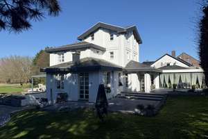 Ihr Rückzugsort im Grünen – elegante Villa mit Wellnessbereich – Die vollständige Adresse der Immobilie erhältst du vom Anbieter., 41516 Grevenbroich – Vorschaubild 3