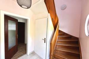 Traumhafter Weitblick inklusive: Ihr neues Zuhause in begehrter Lage von Lahnau – Die vollständige Adresse der Immobilie erhältst du vom Anbieter., 35633 Lahnau – Vorschaubild 11