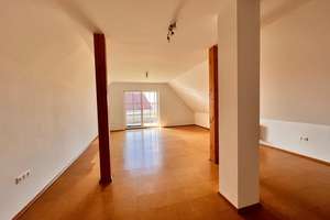 Großes Einfamilienhaus - Baujahr 2006 - mit 1.916 m² Grundstück, Doppelgarage & Homeoffice-Potenzial – Krottenseer Hauptstraße 14, 91284 Neuhaus an der Pegnitz – Vorschaubild 66