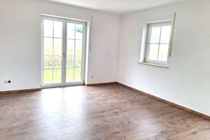 Wohnhaus für Wohnen und Gewerbe mit großem Grundstück   – Die vollständige Adresse der Immobilie erhältst du vom Anbieter., 84171 Baierbach – Vorschaubild 5