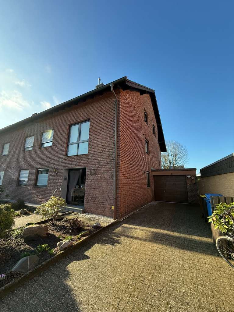 Immobilie in Willich - Anlegen & Entspannen: Top-gepflegtes Investment in bester Willicher Lage. - Bild 0