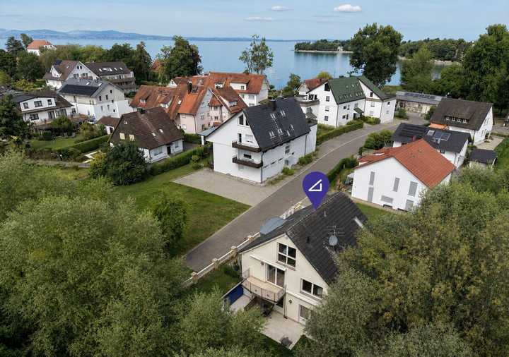 Exklusives Einfamilienhaus mit Einliegerwohnung - wenige Schritte zum See in Wasserburg / Halbinsel