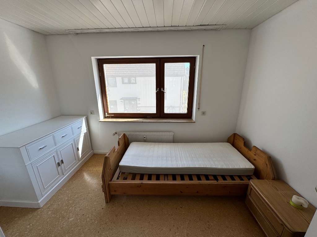 Immobilie in Neckartailfingen - "Hausalternative - Große 4,5-Zimmer-OG-ETW mit zusätzlichem Raum im Dachgeschoß" - Bild 4