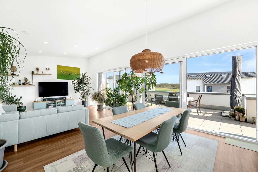 Immobilie in Kupferzell - Exklusives Penthouse mit sonniger Dachterrasse und hochwertiger Ausstattung in KfW-55-Bauweise - Bild 4