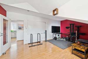 Vermietete 2,5 Zimmer Dachgeschoss Wohnung direkt am Luitpoldpark – 85051 Münchener Straße, Ingolstadt – Vorschaubild 9