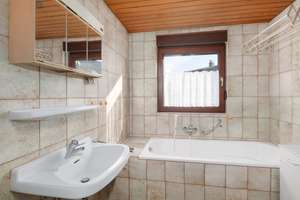 Kleines Wohnhaus mit schönem Grundstück – Die vollständige Adresse der Immobilie erhältst du vom Anbieter., 75217 Birkenfeld – Vorschaubild 11