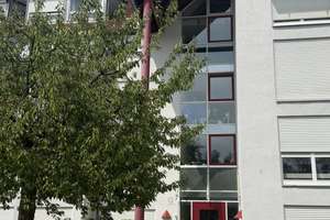 Ideale Kapitalanlage-Attraktive, vermietete 2-Zi-Dachgeschossw.  mit Balkon, Stellplatz, Aufzug uvm. – Friedlandstraße 9, 74177 Bad Friedrichshall – Vorschaubild 4