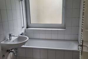 helle 3-Raum Wohnung mit Balkon ins Grüne – Schumannstr. 30, 38226 Lebenstedt, Salzgitter – Vorschaubild 4