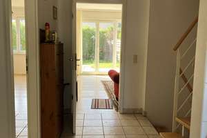 Nur 200m zum Rhein! Bezugsfreie, familienfreundliche DHH in Ruhig-Wohnlage mit Sonnengarten! – Die vollständige Adresse der Immobilie erhältst du vom Anbieter., 53859 Niederkassel – Vorschaubild 4