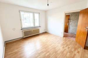 Der erste Schritt ins Eigentum: 2-Zimmer-Wohnung mit Potenzial in Walsum – Die vollständige Adresse der Immobilie erhältst du vom Anbieter., 47179 Aldenrade, Duisburg – Vorschaubild 3