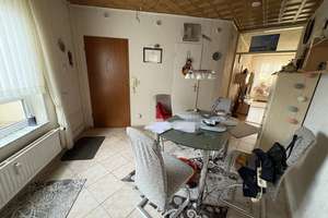 Als Kapitalanlage oder zur Selbstnutzung: Freie 4-Zimmer-Wohnung mit Balkon und Kellerabteil – Die vollständige Adresse der Immobilie erhältst du vom Anbieter., 24109 Mettenhof, Kiel – Vorschaubild 2